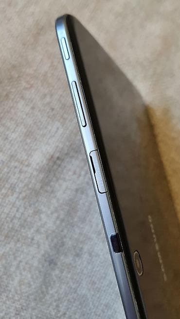 led oči za auto: Samsung Galaxy Tab – 10.1” Android tablet - Ekran: 10.1 inča, odličan — 10