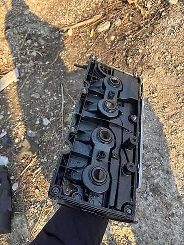 oglasi za motore: POKLOPAC VENTILA(DEKLA)2.0 TDI ZA VOLKSWAGEN GOLF 7, PASSAT B8 OD — 2