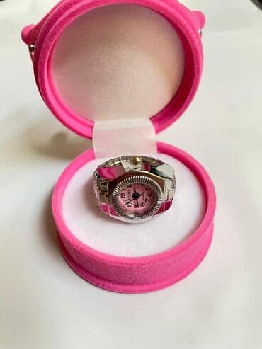 bvlgari prstenje: Prsten sat (Podesiv)
Cena:1000din — 7