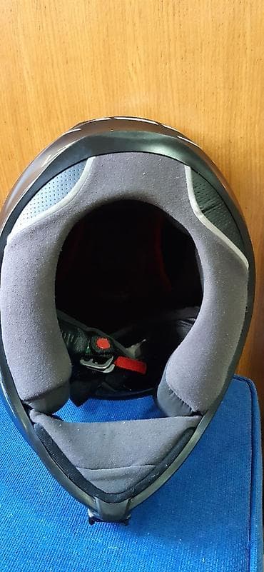 Umetnost i kolekcionarstvo: Kaciga (agv)italy — 3