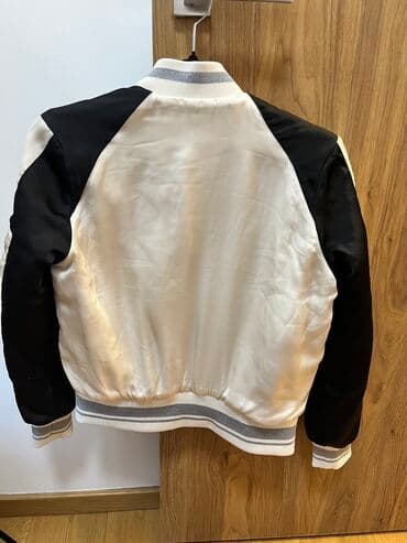 Dukserice: H&M, M — 5