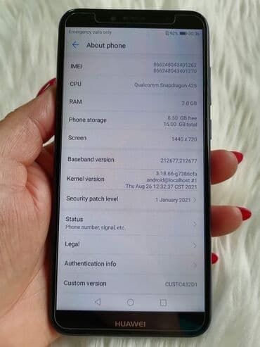 polovan huawei p30 lite: Huawei Y6, 4 GB, bоја - Svetloplava — 1