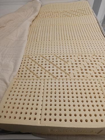 Dušeci: Prodajem 2 premium dušeka dimenzija 90x200 cm, sa jezgrom od 100% — 1