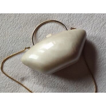 kopačke sa metalnim kramponima: Elegantna torbica, Zara, Materijal: Plastika — 3