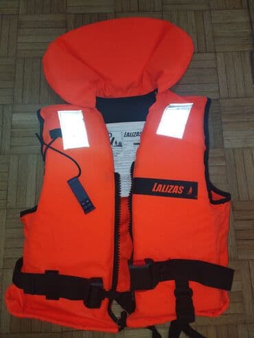 dva i po muškarca sa prevodom: Water sports — 1