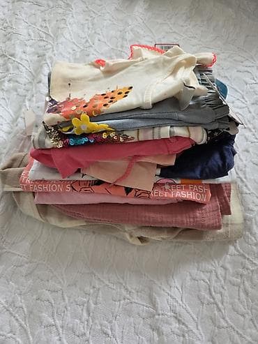 nike majice za decu: Komplet dečije odeće – više komada, sa etiketama: 1) Haljina bez — 9