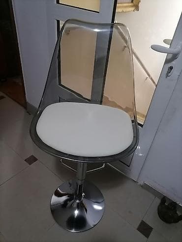 ormar za nakit lidl: Barska stolica sa naslonom – moderan transparentni dizajn - Sedište — 1