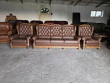 Kožni set za dnevni boravak – klasičan stil - Komplet: trosed + 2 na lalafo.rs Kožni set za dnevni boravak – klasičan stil - Komplet: trosed + 2