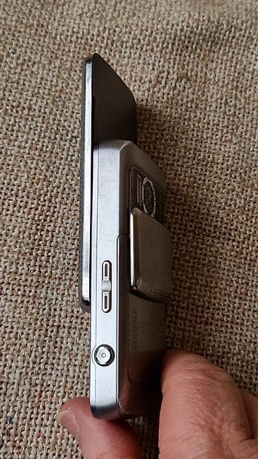 torba za slusalice: Samsung klizni telefon sa fizičkom numeričkom tastaturom i ekranom u — 6