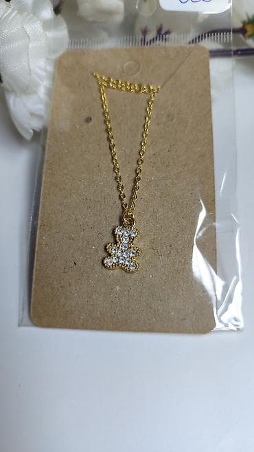 ogrlica krstic: Zlatna ogrlica sa privezakom Meda - Delikatni lančić u zlatnoj boji - — 4