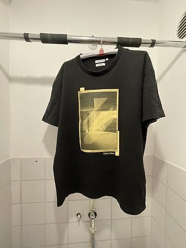 sonic majice: Men's T-shirt Calvin Klein, bоја - Crna — 1