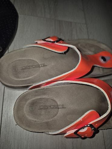 papuče za plažu: Dva para ženske letnje obuće – broj 39. 1) Crne anatomske — 3