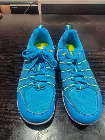 kupaci jednodelni za punije: Trainers, size - 43 — 1
