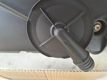 brava gepeka golf 7: Poklopac ventila (dekla motora) sa integrisanim PCV ventilom i čepom — 4