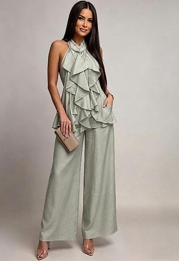 Overalls: ✅Ženski komplet – bluza sa volanima i široke pantalone
✅3300 din — 5