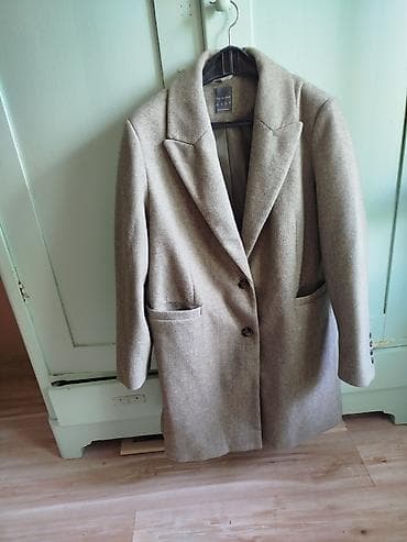 Ženski kaput – bež/peščana nijansa, klasičan kroj - Brend: Primark