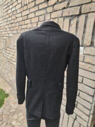 h i m kaputi: H&M kaput L, XL Super ocuvan Duzina 72 Pazuh po 58 Ramena 43 — 2