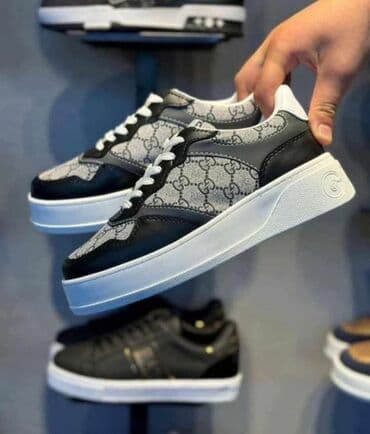 ccc obuca beograd: Trainers, Gucci, size - 44 — 1
