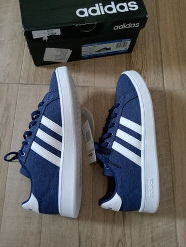 takko kupaci za devojcice: Adidas, Veličina - 37 — 6