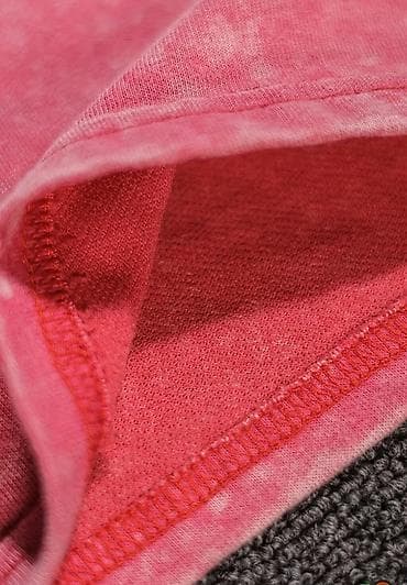 Women's T-shirts and tops: Grafička majica “Back to the 90’s” – retro print, vel. M - Boja — 5