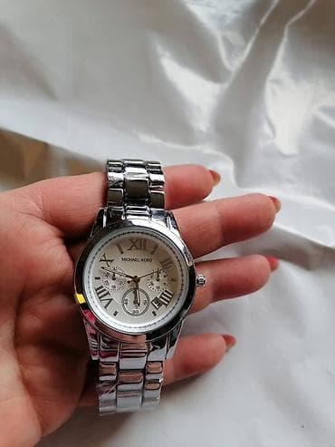 marvin sat: Michael Kors, Female — 1