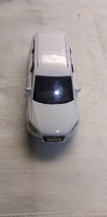 harry potter vt401 k: Burago Audi Q7, China,malo izgreban — 2