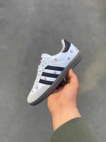 adidas samba srebrne: Adidas — 8