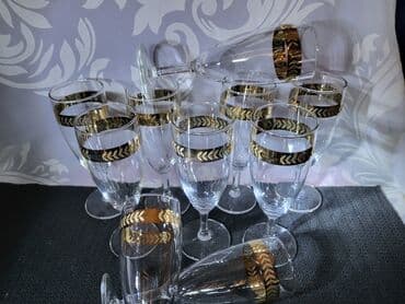 kristalne čaše prodaja: Case kristal za vino 10kom.,iz 70ih. Case perfektne,sve na njima — 6