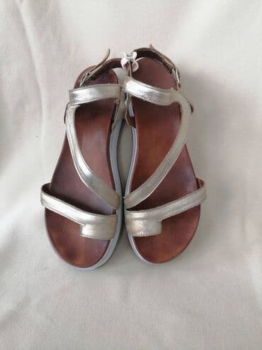 srebrna ogrlica sa krsticem: Sandals, 38 — 6