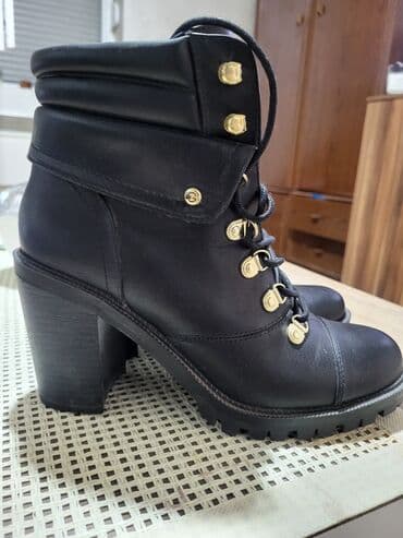 jednodelne pidzame h m: Ankle boots, Guess, 38.5 — 3