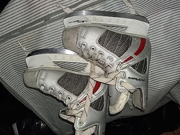 decij: Dečije hokejaške klizaljke (srebrno-crne sa crvenim detaljima) br 30 - — 4