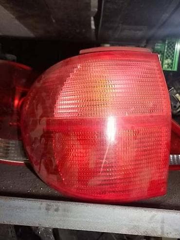 STOP LAMPA LEVA ZA VOLKSWAGEN SHARAN OD 1995. DO 1999. GOD na lalafo.rs STOP LAMPA LEVA ZA VOLKSWAGEN SHARAN OD 1995. DO 1999. GOD