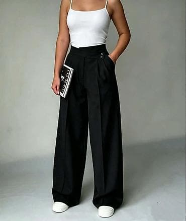 converse duboke: Pantalone
Cena 2600
Uni vel.
V20 — 6