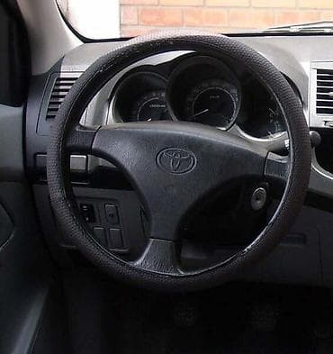 hot wheels fast and furious srbija: VOLANI ZA TOYOTA HILUX OD 2006. DO 2023. GOD. | Svi delovi za Toyota — 1