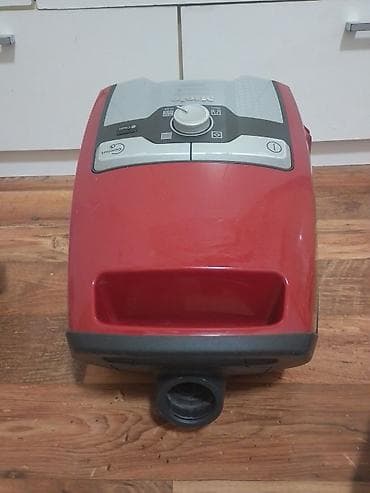 clatronic usisivac: Miele Blizzard CX1 CAT & DOG sa posudom je potpuno ispravan u — 10