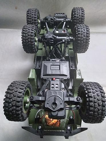 cupavi zec: Na daljinski kamion 27 mHz. 30 cm. dva motora pozadi,sa — 5