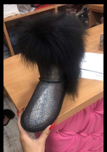 kupujemprodajem ženske čizme: Ugg čizme, bоја - Crna, 38 — 4