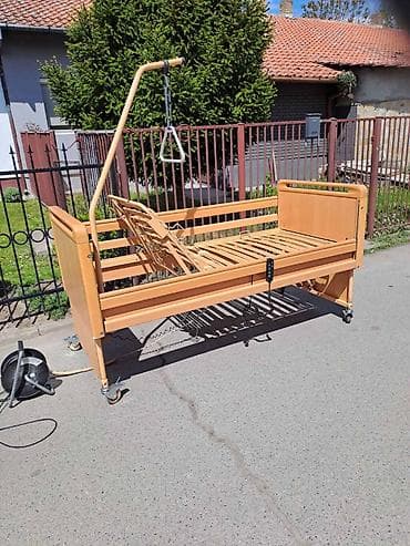 trakice za merenje secera u krvi: Električni bolnički/ležeći krevet sa uzglavljem i nožnim delom na — 1
