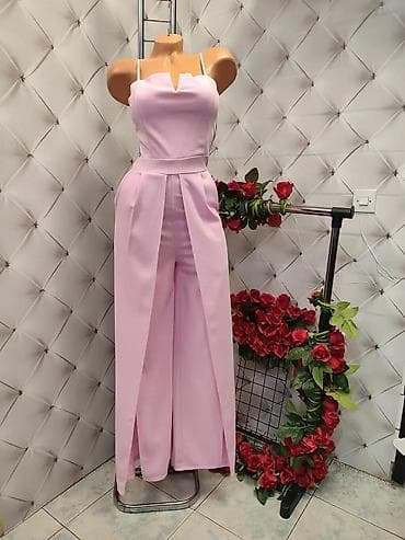 cipele ruma: Ženski elegantni kombinezon bez rukava sa tankim bretelicama. Gornji — 10