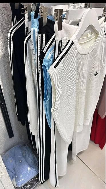 odeca mona: Damski dvodelni set – pleteni top bez rukava i široke pantalone sa — 5