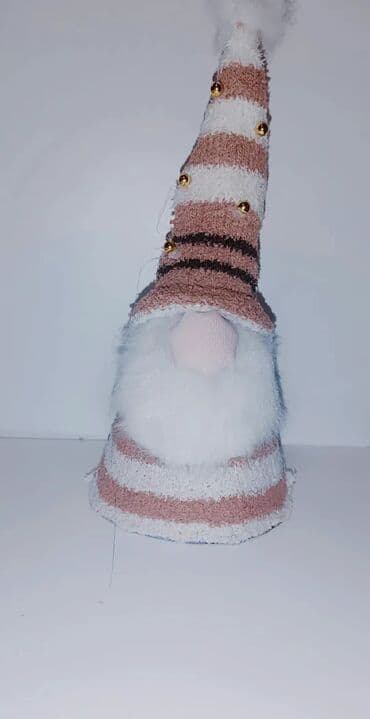 Figure: Figura, bоја - Šareno, Novo — 2