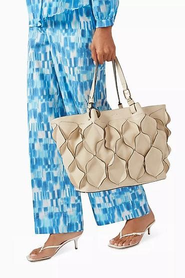 silikonske torbe za plazu: Marella Accessori ženska torba – bež tote model sa 3D aplikacijama - — 2