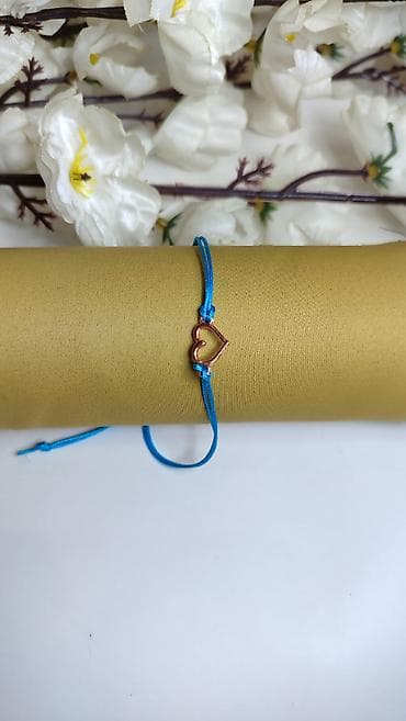 Narukvica sa priveskom srce – minimalistički dizajn - Podesivi klizni