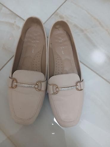 polovna obuca: Ženske mokasine – bež - Elegantne bež mokasine sa kvadratnim vrhom - — 2