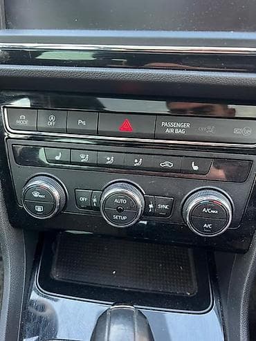 čamac za prihranu: SEDISTA ZA SEAT LEON | Sedista sa grejacima za Seat Leon 3 — 5