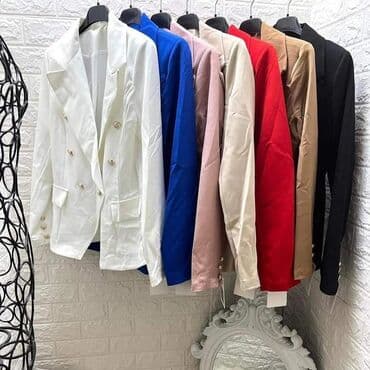 sako sa cirkonima: Sako sa postavom!
Cena 2700 din — 2