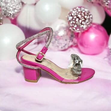 PREDIVNOCA Prelepe sandalice sa podesivim kaisicem oko zgloba na lalafo.rs PREDIVNOCA Prelepe sandalice sa podesivim kaisicem oko zgloba