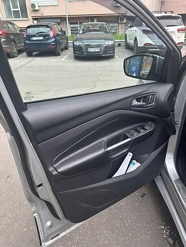 automatska parking barijera: Ford – putničko vozilo (enterijer i oprema) - Upravljač sa komandama — 10