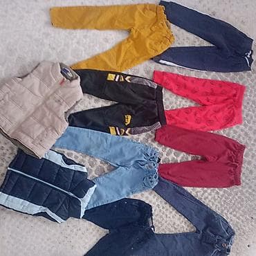 pull and bear trenerke: Veliki paket stvari + jakna,sve 1500din. U kompletu: - Košulje — 4