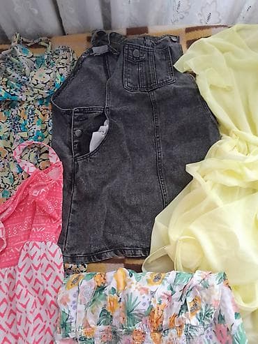 velicine kacketa: Lot letnje garderobe za devojčice – različiti komadi i dezени Sadržaj — 5